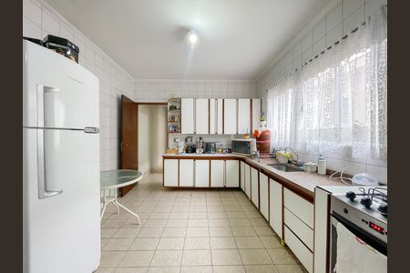 Casa à venda com 210m², 4 quartos e 1 vagaCozinha