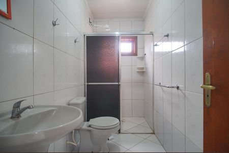 Casa para alugar com 120m², 3 quartos e 2 vagasBanheiro