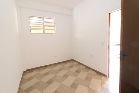 Sala/Quarto de casa para alugar com 1 quarto, 35m² em Km 18, Osasco