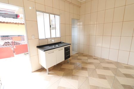 Cozinha de casa para alugar com 1 quarto, 35m² em Km 18, Osasco
