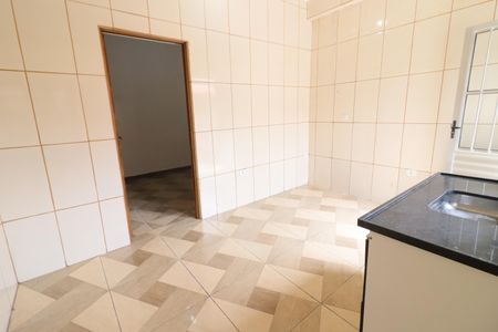 Cozinha de casa para alugar com 1 quarto, 35m² em Km 18, Osasco