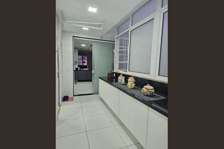 Apartamento à venda com 187m², 3 quartos e 1 vaga