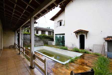 Casa à venda com 378m², 5 quartos e 2 vagasPiscina