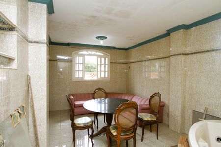 Casa à venda com 378m², 5 quartos e 2 vagasBanheiro da Suíte 2