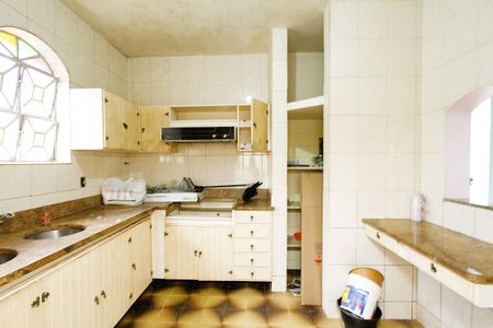 Casa à venda com 378m², 5 quartos e 2 vagasCozinha