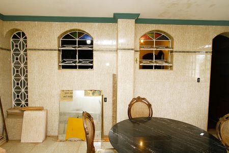 Casa à venda com 378m², 5 quartos e 2 vagasBanheiro da Suíte 2