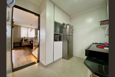 Casa de condomínio à venda com 90m², 3 quartos e 1 vaga