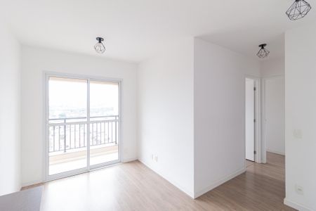 Sala de apartamento para alugar com 2 quartos, 59m² em Jardim das Belezas, Carapicuíba