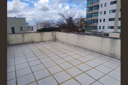 Apartamento à venda com 360m², 4 quartos e 1 vaga