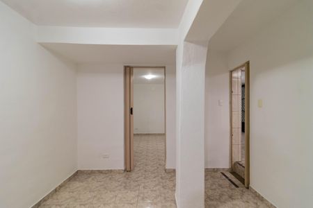 Casa para alugar com 50m², 2 quartos e sem vaga Casa para alugar com 50m², 2 quartos e sem vagaSuíte