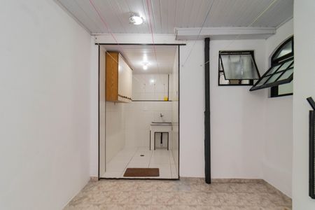 Casa para alugar com 50m², 2 quartos e sem vaga Casa para alugar com 50m², 2 quartos e sem vagaQuintal