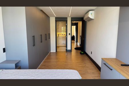 Casa à venda com 5 quartos, 500m² em Vargem Grande, Rio de Janeiro