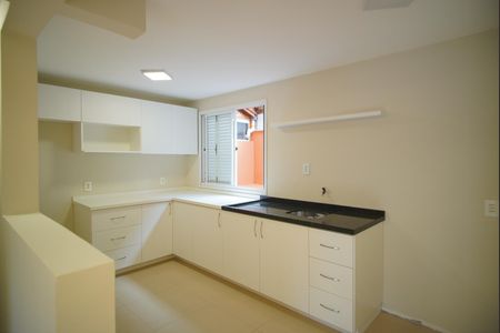 Casa de condomínio à venda com 86m², 3 quartos e 1 vagaCozinha