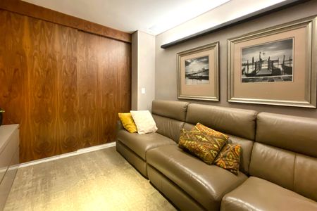 Apartamento à venda com 145m², 4 quartos e 4 vagasSala de TV