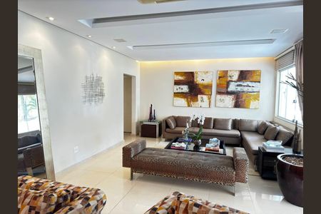 Casa à venda com 7 quartos, 850m² em Barra da Tijuca, Rio de Janeiro