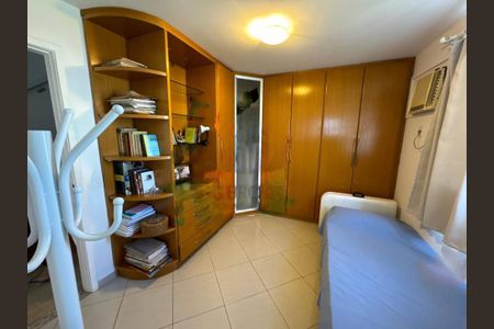 Casa à venda com 4 quartos, 220m² em Recreio dos Bandeirantes, Rio de Janeiro