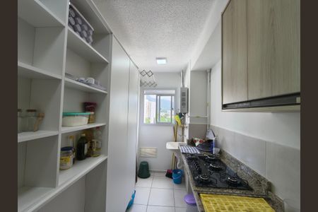 Cozinha e Área de Serviço de apartamento para alugar com 2 quartos, 47m² em Jacarepaguá, Rio de Janeiro