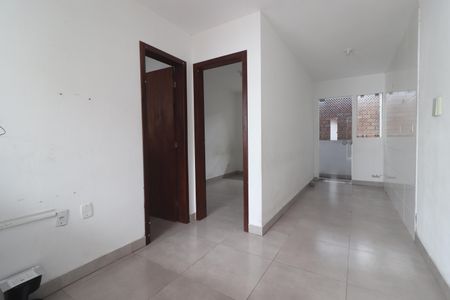 Sala de kitnet/studio para alugar com 1 quarto, 28m² em Santo Afonso, Novo Hamburgo