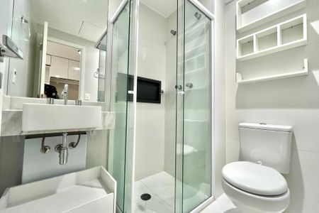 Banheiro de kitnet/studio à venda com 1 quarto, 26m² em Vila Clementino, São Paulo