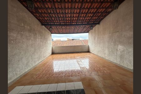 Casa para alugar com 120m², 4 quartos e 1 vagaTerraço
