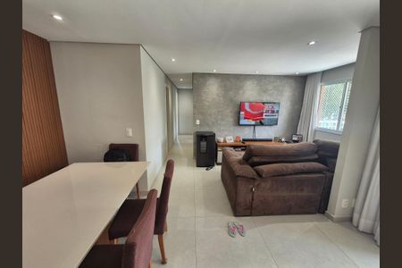 Apartamento à venda com 3 quartos, 95m² em Jardim Arpoador, São Paulo