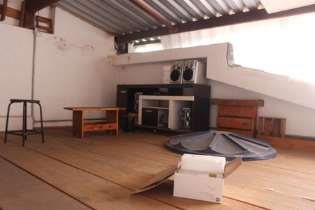 Casa à venda com 200m², 3 quartos e 2 vagasQuintal