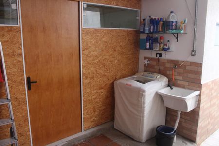 Casa à venda com 200m², 3 quartos e 2 vagasÁrea de Serviço