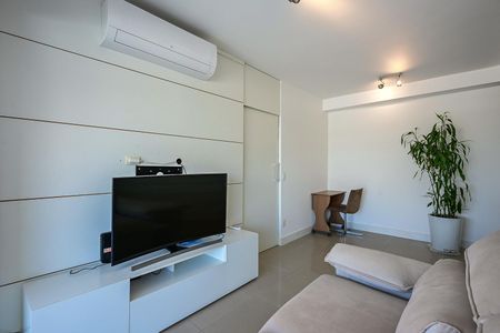 Sala de apartamento à venda com 1 quarto, 49m² em Vila Andrade, São Paulo