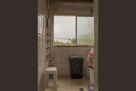 Apartamento à venda com 70m², 2 quartos e 1 vagaÁrea de Serviço