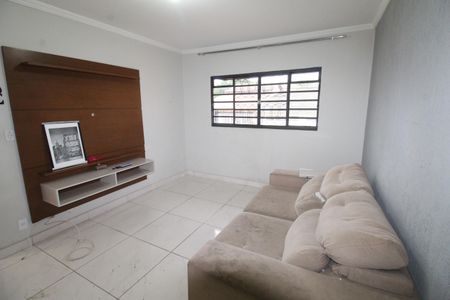 Sala de casa para alugar com 2 quartos, 150m² em Jardim das Industrias, São José dos Campos