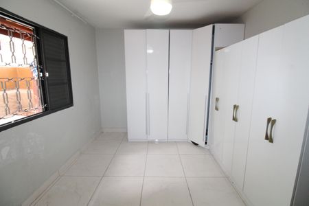 Quarto 1 de casa para alugar com 2 quartos, 150m² em Jardim das Industrias, São José dos Campos