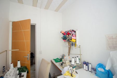 Casa à venda com 160m², 3 quartos e 4 vagas Casa à venda com 160m², 3 quartos e 4 vagasQuarto 2