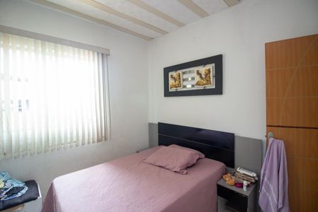 Casa à venda com 160m², 3 quartos e 4 vagas Casa à venda com 160m², 3 quartos e 4 vagasQuarto Suíte