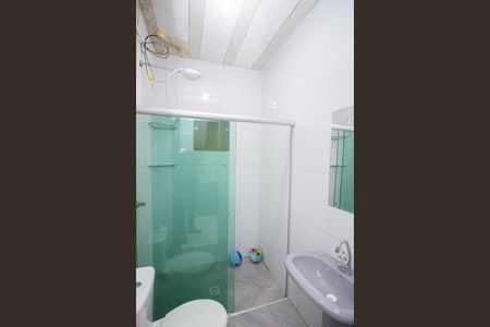 Casa à venda com 160m², 3 quartos e 4 vagas Casa à venda com 160m², 3 quartos e 4 vagasBanheiro Social