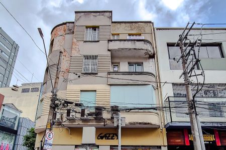 Apartamento à venda com 80m², 2 quartos e sem vagaFachada - Plaquinha