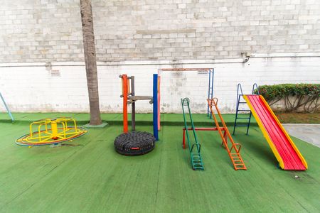 Apartamento para alugar com 52m², 2 quartos e 1 vaga Apartamento para alugar com 52m², 2 quartos e 1 vagaÁrea comum - Playground