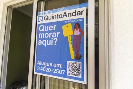 Placa na sacada de apartamento para alugar com 2 quartos, 52m² em Vila Cosmopolita, São Paulo