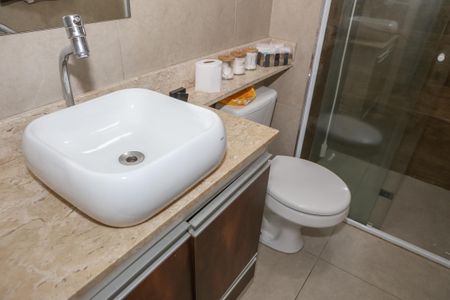 Apartamento para alugar com 34m², 2 quartos e sem vaga Apartamento para alugar com 34m², 2 quartos e sem vagaBanheiro