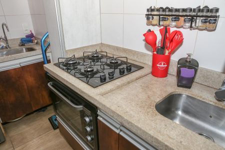 Apartamento para alugar com 34m², 2 quartos e sem vaga Apartamento para alugar com 34m², 2 quartos e sem vagaCozinha e Área de Serviço