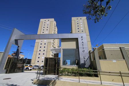 Apartamento para alugar com 47m², 2 quartos e 1 vagaFachada e portaria