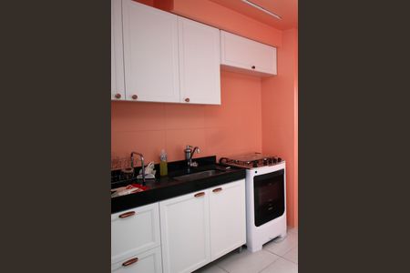 Cozinha de apartamento para alugar com 2 quartos, 47m² em Colégio, Rio de Janeiro