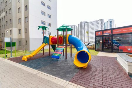Apartamento à venda com 41m², 2 quartos e sem vaga Apartamento à venda com 41m², 2 quartos e sem vagaÁrea comum - Playground