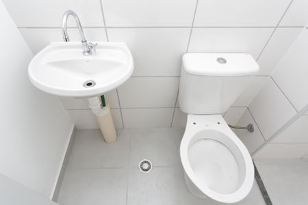 Apartamento à venda com 41m², 2 quartos e sem vaga Apartamento à venda com 41m², 2 quartos e sem vagaBanheiro