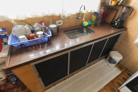 Casa para alugar com 100m², 4 quartos e 2 vagas Casa para alugar com 100m², 4 quartos e 2 vagasCozinha