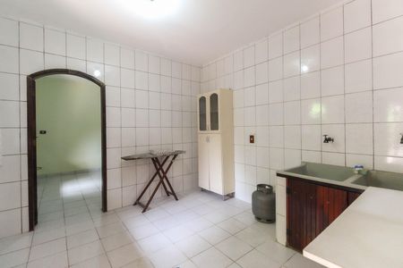 Casa para alugar com 80m², 3 quartos e 1 vaga Casa para alugar com 80m², 3 quartos e 1 vagaÁrea de Serviço