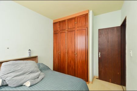Quarto 2 de apartamento à venda com 2 quartos, 65m² em Sagrada Família, Belo Horizonte