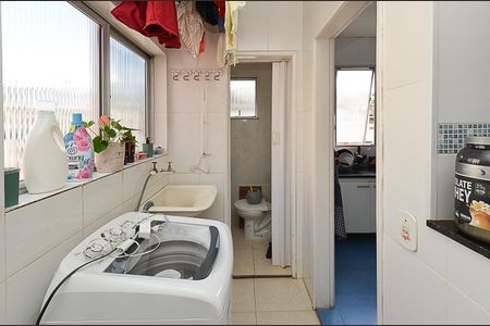 Apartamento à venda com 65m², 2 quartos e 1 vagaÁrea de Serviço