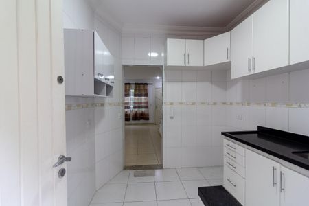 Casa à venda com 100m², 2 quartos e 2 vagasCozinha
