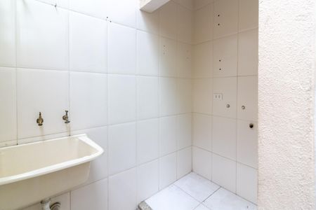 Casa à venda com 100m², 2 quartos e 2 vagasÁrea de Serviço