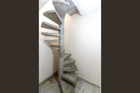 Casa à venda com 100m², 2 quartos e 2 vagasAcesso garagem